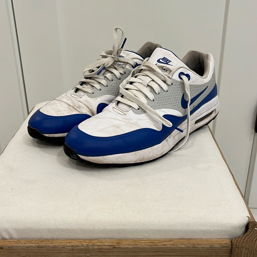Nike golf air max shoes